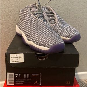 Air Jordan Future Low(Grade School Size)